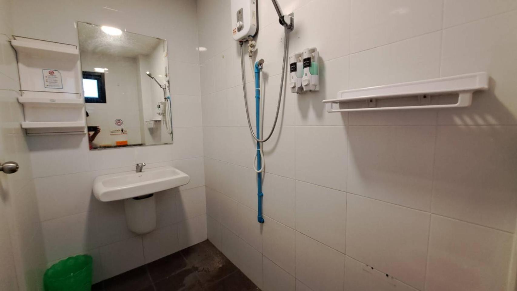 Khokeng Room Бангкок Экстерьер фото